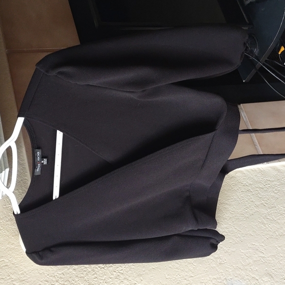 Top - Picture 4 of 4